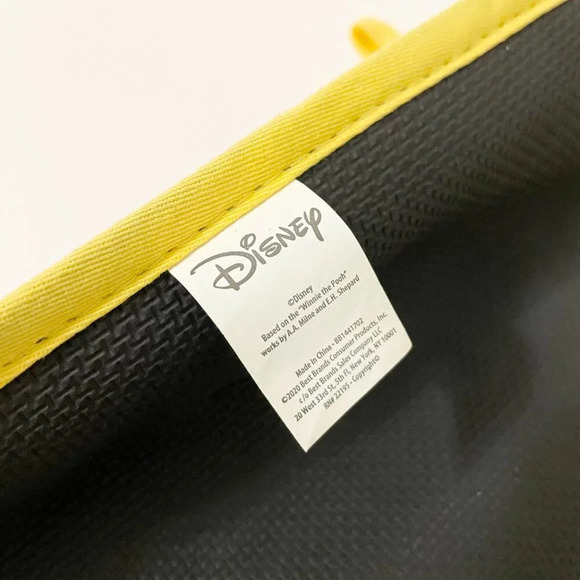 Disney Winnie the Pooh Oven Mitt and Pot Holder and Silicone Trivet - Picture 9 of 12